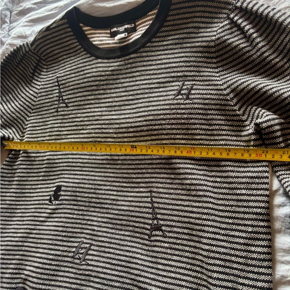 Karl Lagerfeld Black and Gray Patterned Embroidered Crewneck Sweater | Sz Large - Picture 3 of 6